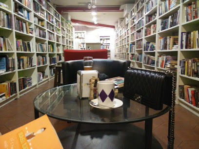 J & J Books and Coffee